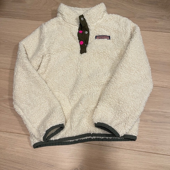 Girl Vineyard Vines Sherpa 3- button Pullover - Picture 1 of 3